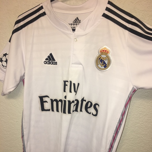 Real Madrid T shirt - Picture 1 of 2